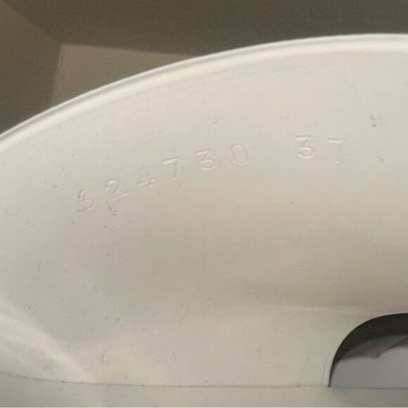 Gucci Rubber Sandals - Picture 8 of 9